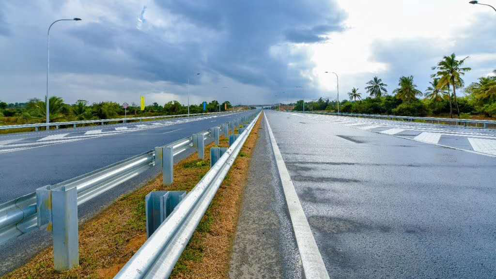 Sri Lanka's Colombo-Hampantota Expressway is fully connected